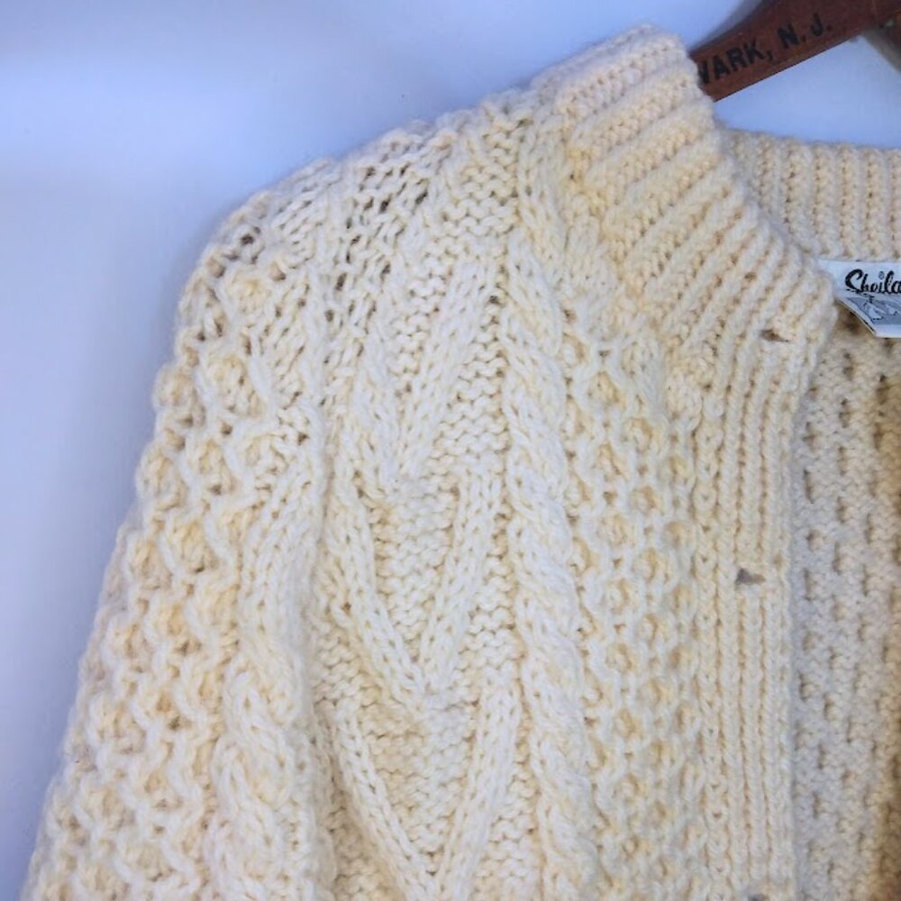 VTG Sheila Handknits 100% Pure Irish Wool Sweater Cardigan Women's Size Small - Picture 6 of 11